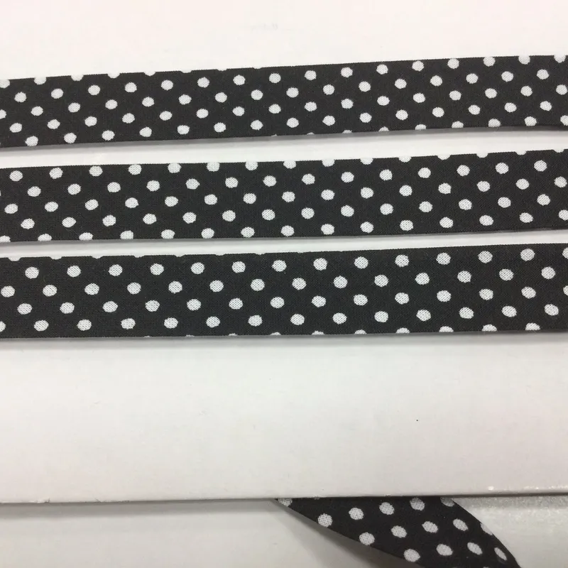Galantéria, Vzorované, Šikmé prúžky - Šikmý prúžok bavlna 18mm čierna+biele bodky