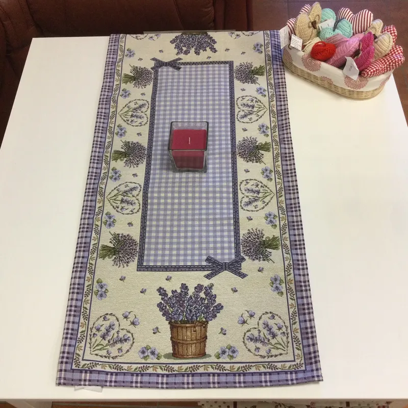 Bytový textil a dekorácie, Dekoračné obrusy, behúne, Obrusy na stoly - Gobelínový behúň na stôl levandule 45x100