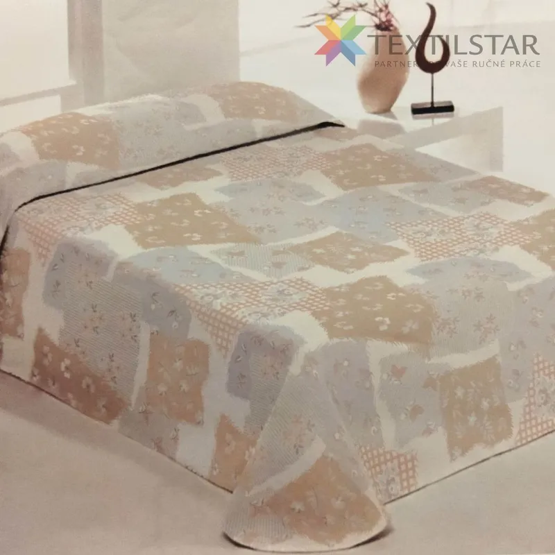 Bytový textil a dekorácie, Prehozy na posteľ - Prehoz na posteľ 220x240 hnedo-modré štvorčeky s kvietkami na bielom