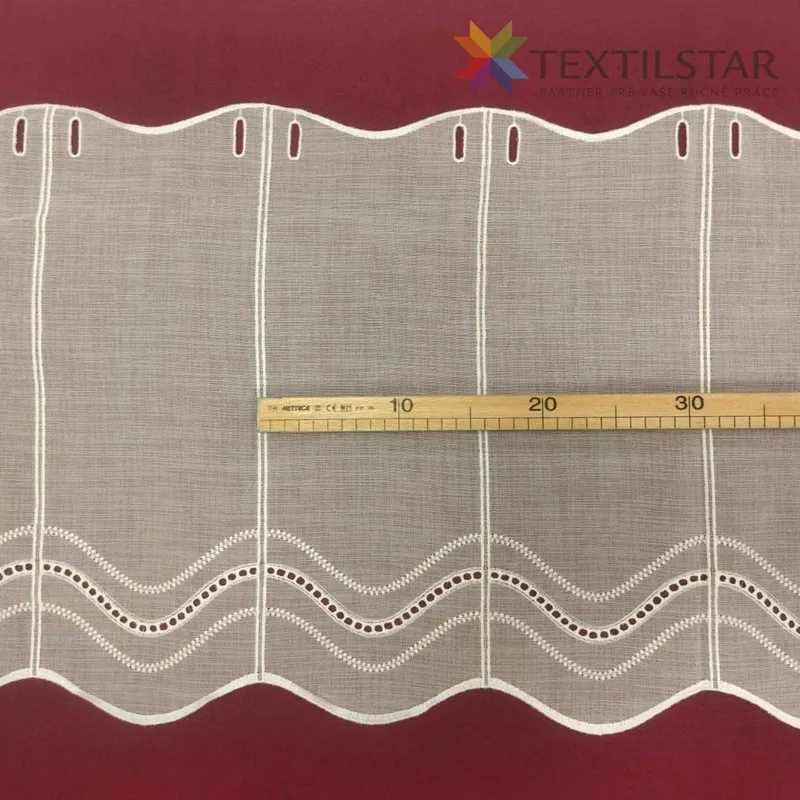 Záclony - Vitrážna záclona výšivka na tkanom batiste Vlnky 45 cm - krémová